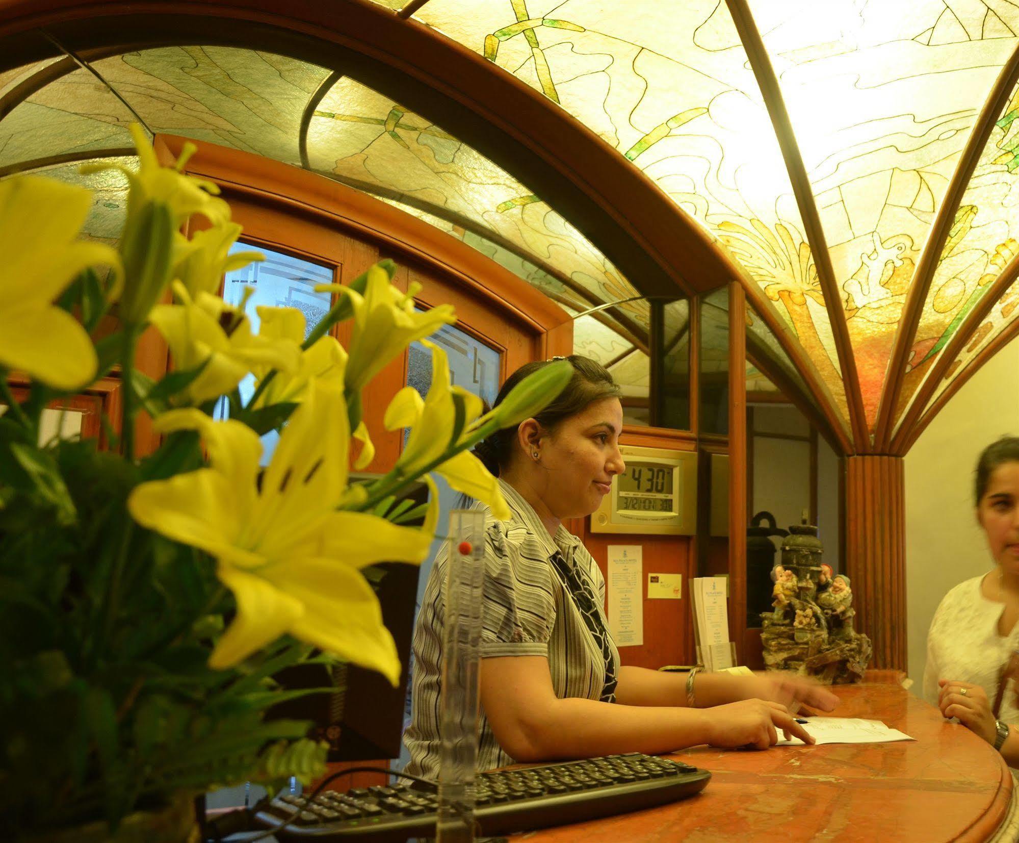 Sea Palace Hotel - Near Gateway Of India Bombay Exterior foto